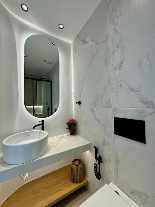 Bluemotion - Cityview Pire Dış mekan fotoğraf